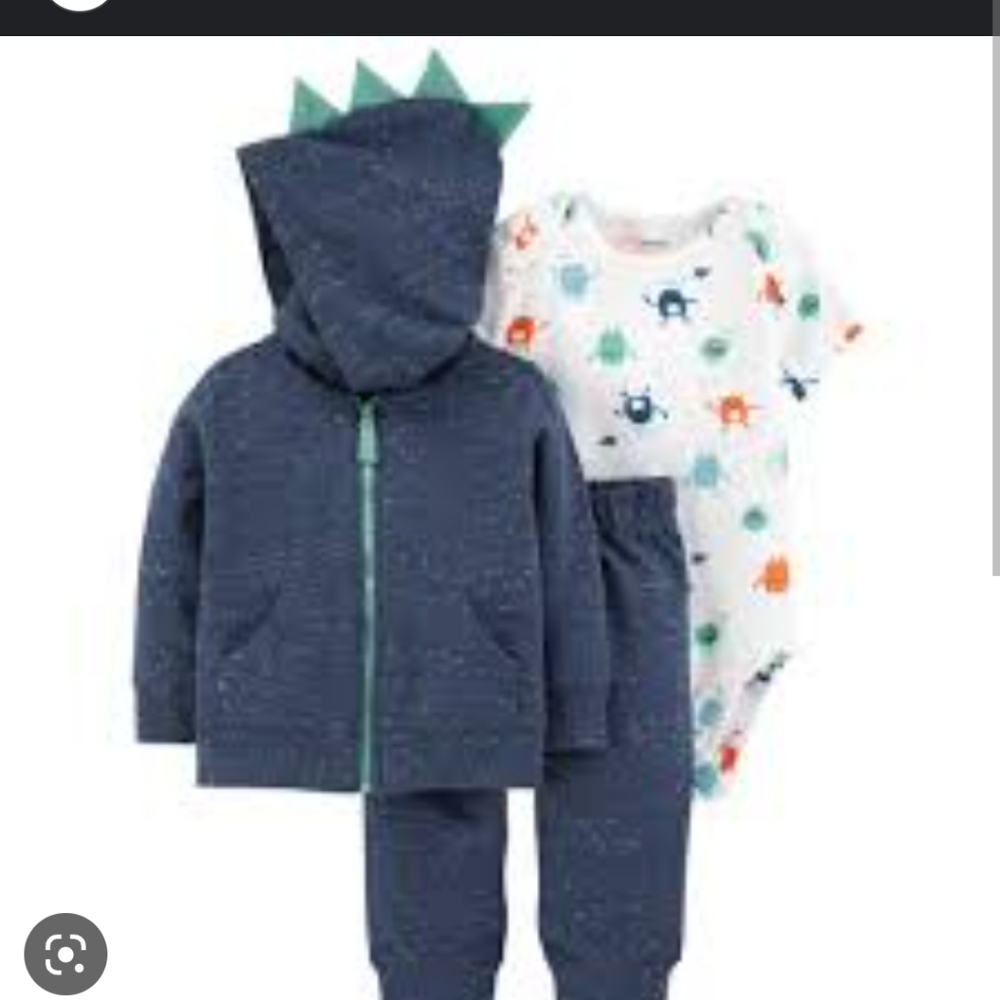 NWT bundle 2 carters outfits NWT in packaging